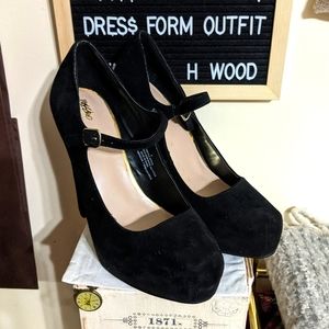 Mission Mary Jane heels